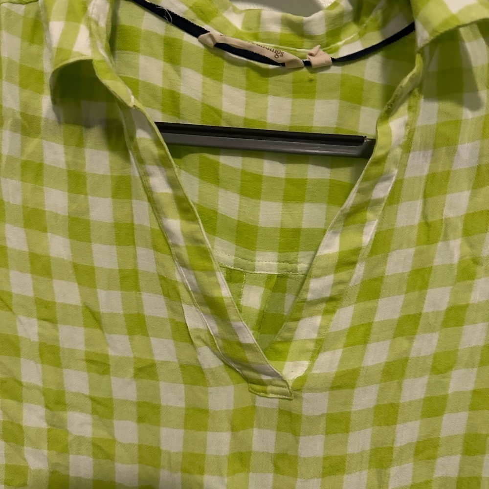 Soft Surroundings Green and White Blouse with Notched Collar and 3/4 Sleeves - Picture 3 of 5